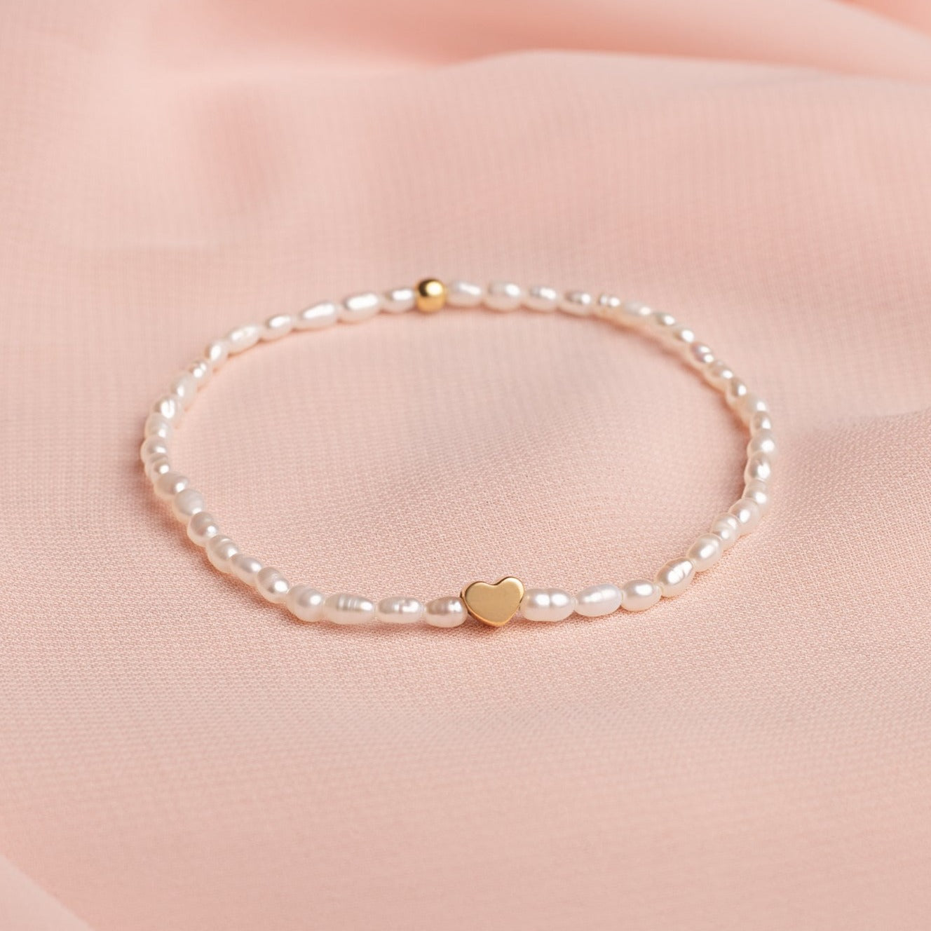 Pulsera Perlas Mini Corazón Oro 18K