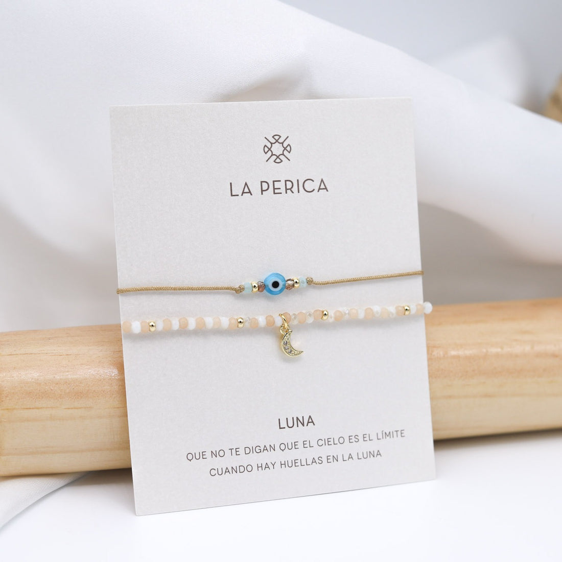 Pack BF Clásica: Vera tono crema luna strass+ lia turca